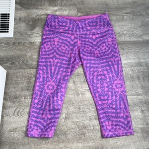 Zelle crop leggings size small